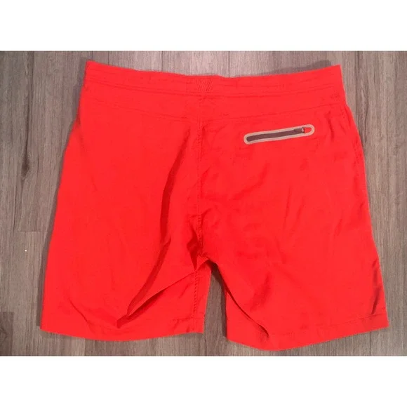 Mack Weldon‎ Men's Reds Board Short No Fear Red Stretch Zip Pocket Size 41/42 - Picture 6 of 6